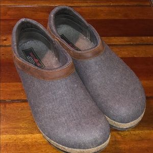 Harlingen Clogs